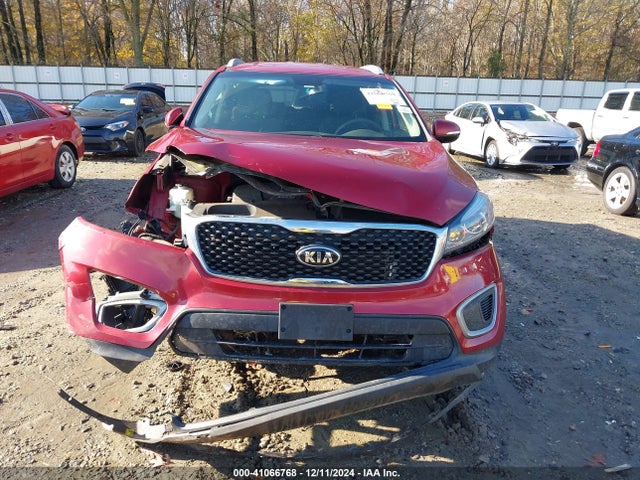 5XYPG4A57GG129837 KIA Sorento 3.3l Lx