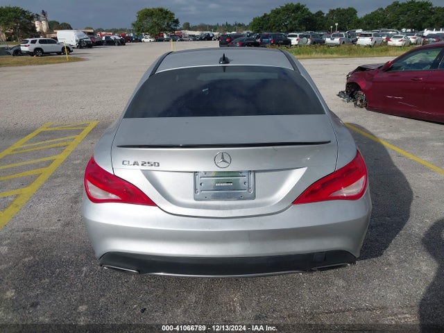 WDDSJ4EB2JN556800 Mercedes-Benz CLA 250