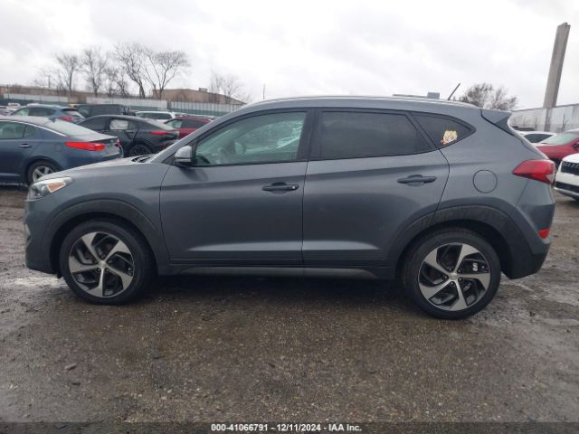 KM8J3CA22GU080932 Hyundai Tucson Sport