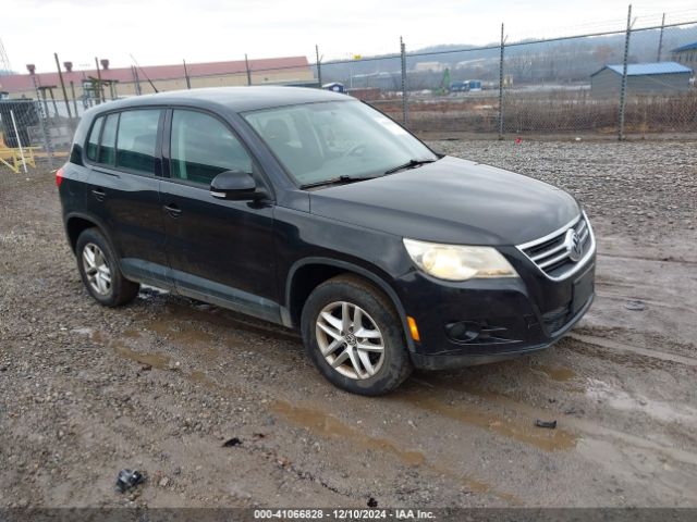 2011 VOLKSWAGEN TIGUAN WVGAV7AX6BW526008