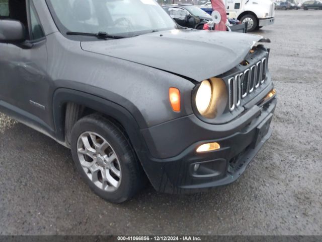 ZACCJABB9JPH83376 Jeep Renegade Latitude Fwd