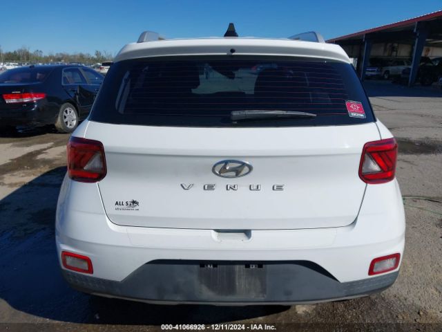 KMHRC8A3XMU082951 Hyundai Venue Sel