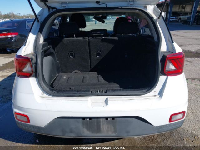 KMHRC8A3XMU082951 Hyundai Venue Sel