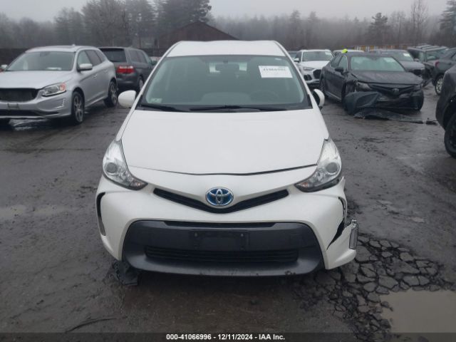 JTDZN3EU0FJ021732 Toyota Prius V Three