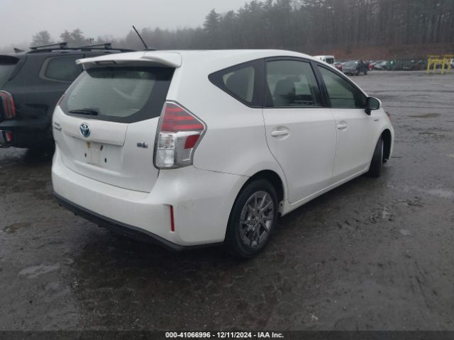 JTDZN3EU0FJ021732 Toyota Prius V Three