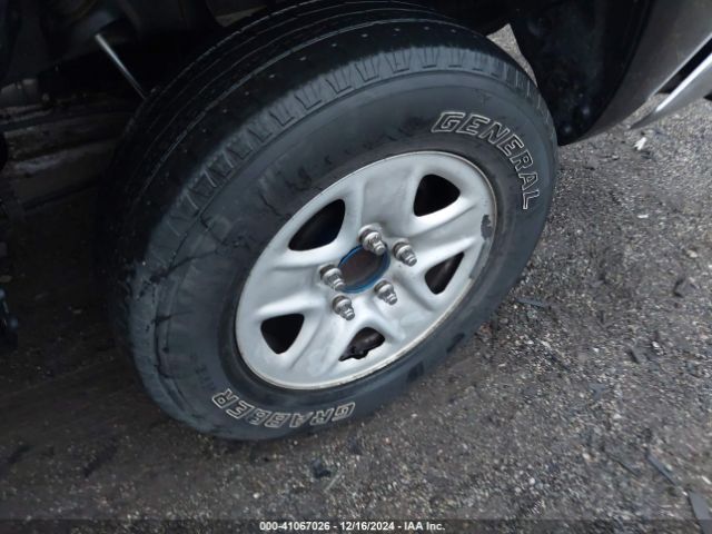 5TFDY5F18EX349008 Toyota Tundra Sr5 5.7l V8