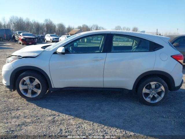 3CZRU6H31NM742290 Honda Hr-v Awd Lx