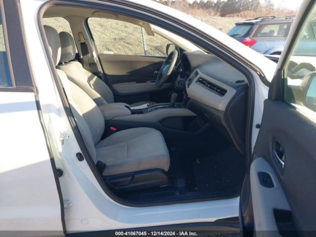 3CZRU6H31NM742290 Honda Hr-v Awd Lx