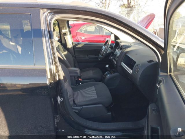 1C4NJDBB6GD550069 Jeep Compass Sport