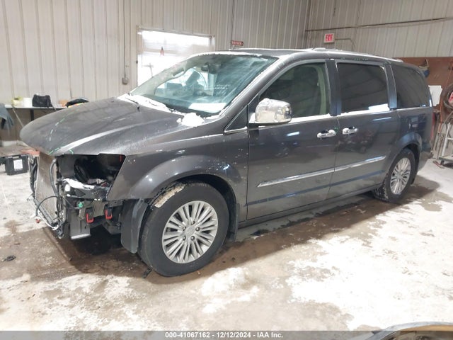 2C4RC1CG5GR303661 Chrysler Town & Country Touring-l Anniversary Edition