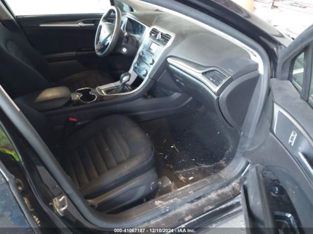 1FA6P0H79E5365316 Ford FUSION SE