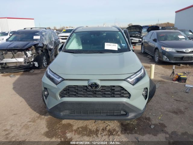 2T3A1RFV4NW312754 Toyota Rav4 Xle Premium