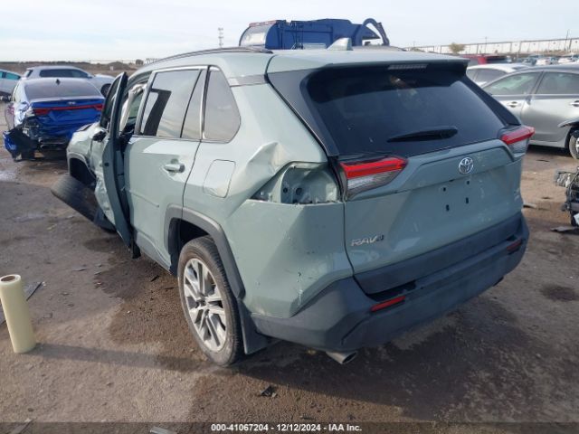 2T3A1RFV4NW312754 Toyota Rav4 Xle Premium