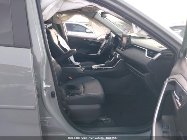 2T3A1RFV4NW312754 Toyota Rav4 Xle Premium