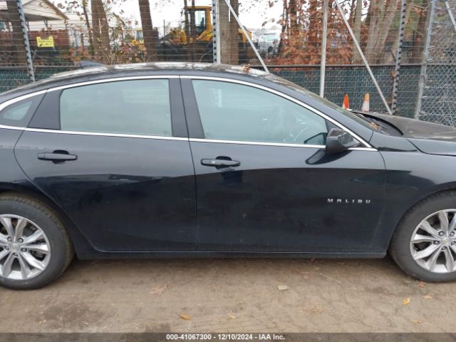 1G1ZD5ST6NF153804 Chevrolet Malibu Fwd Lt