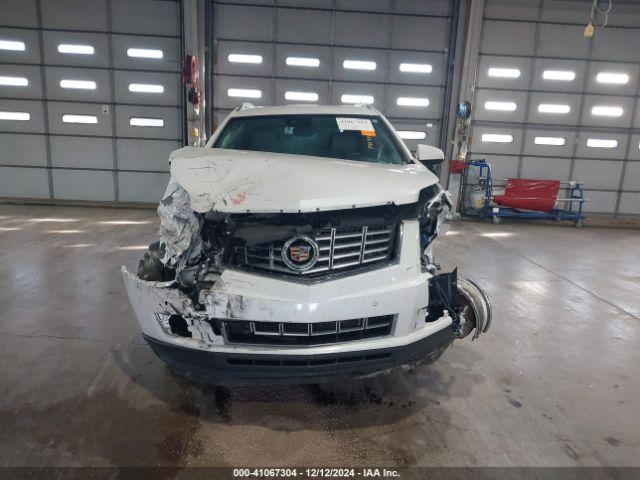 3GYFNEE30FS624582 Cadillac Srx Luxury Collection