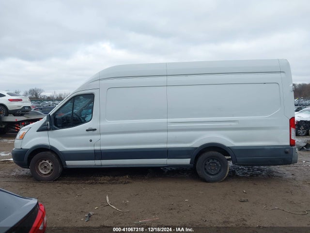 1FTYR3XM1HKA71226 Ford Transit-250