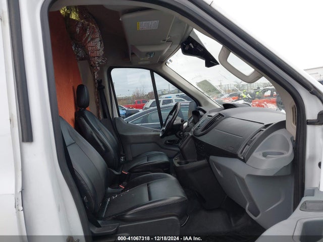 1FTYR3XM1HKA71226 Ford Transit-250
