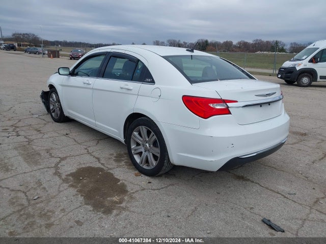 1C3CCBAB1EN207639 Chrysler 200 LX