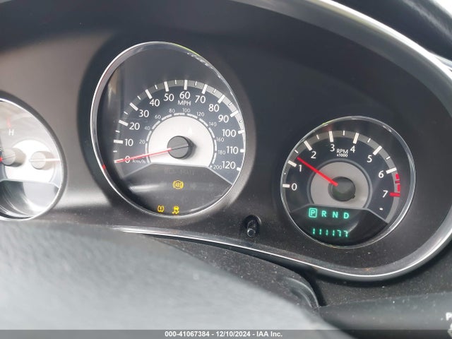 1C3CCBAB1EN207639 Chrysler 200 LX