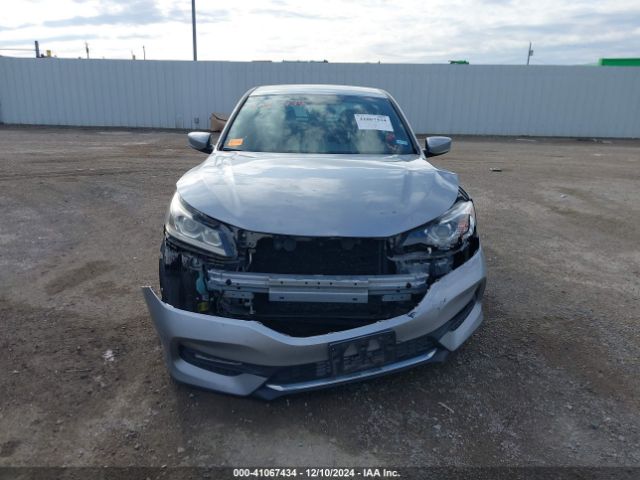 1HGCR2F12HA077023 Honda Accord Sport Se