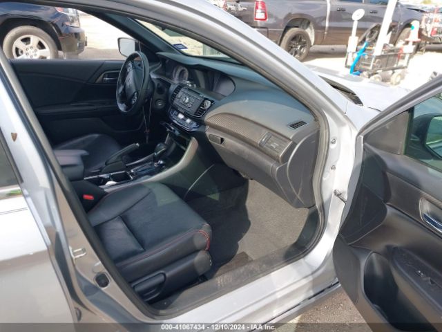 1HGCR2F12HA077023 Honda Accord Sport Se