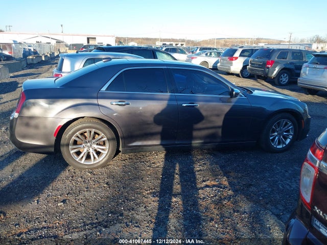 2C3CCAEG9FH755303 Chrysler 300C