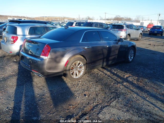 2C3CCAEG9FH755303 Chrysler 300C