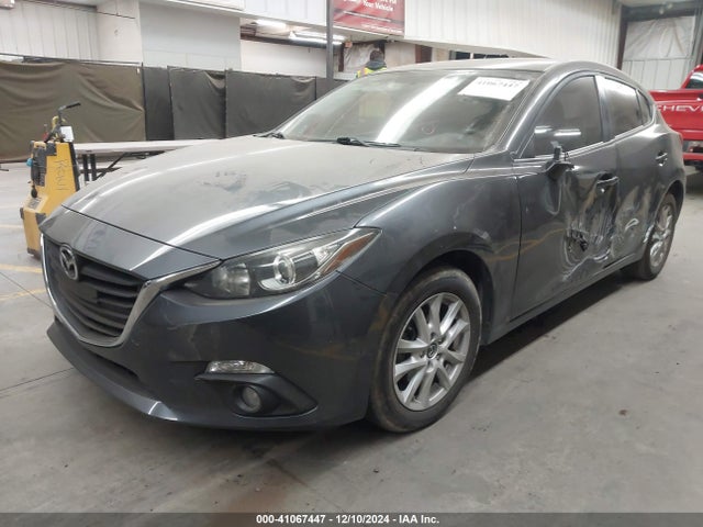 Mazda Mazda3 I Touring 2015 JM1BM1L75F1259985 Image 2
