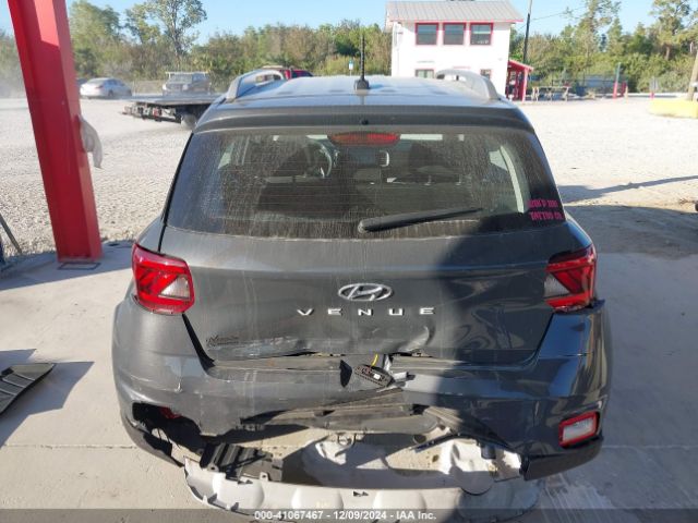 KMHRC8A36PU257989 Hyundai Venue Sel