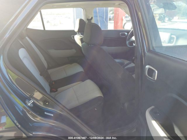KMHRC8A36PU257989 Hyundai Venue Sel