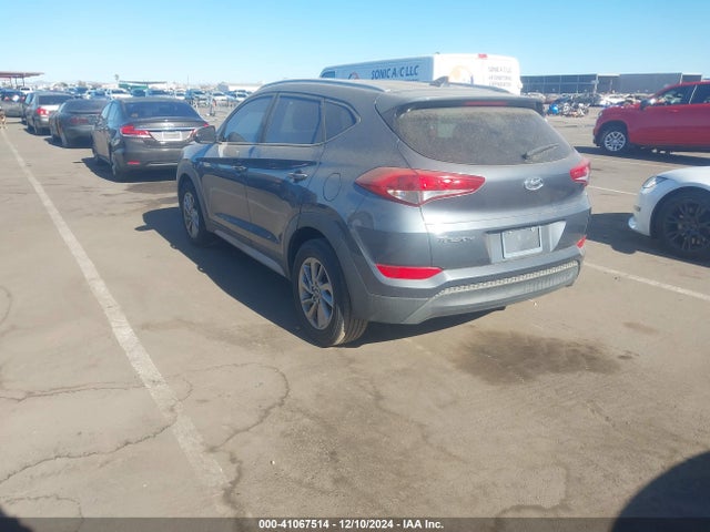 KM8J33A42JU681606 Hyundai TUCSON SEL