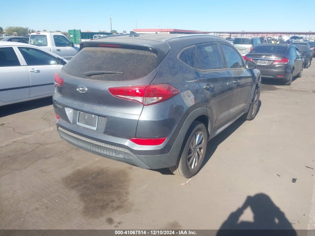 KM8J33A42JU681606 Hyundai TUCSON SEL