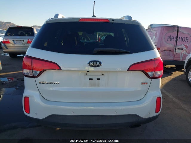 5XYKT3A61EG484024 KIA SORENTO LX