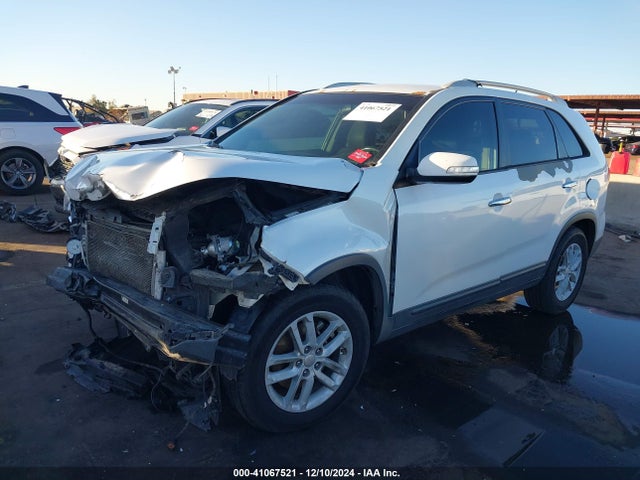 5XYKT3A61EG484024 KIA SORENTO LX
