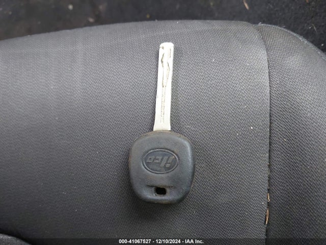 4T1B11HK3KU256609 Toyota CAMRY LE