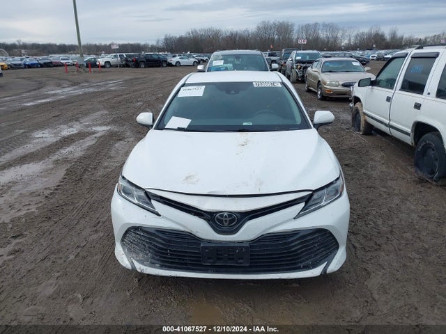 4T1B11HK3KU256609 Toyota CAMRY LE