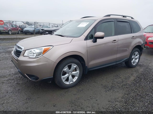 Subaru Forester 2.5i Premium 2015 JF2SJADC0FH457984 Image 2