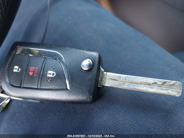 Toyota RAV4 LE 2020 2T3K1RFV4LC034800 Image 11