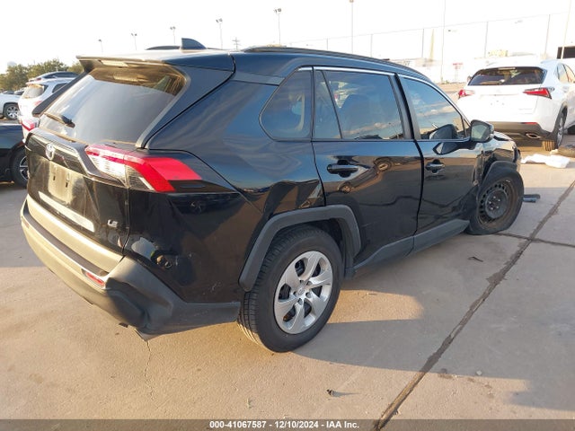 Toyota RAV4 LE 2020 2T3K1RFV4LC034800 Image 4