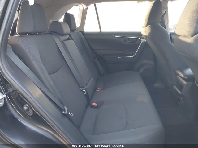 Toyota RAV4 LE 2020 2T3K1RFV4LC034800 Image 8