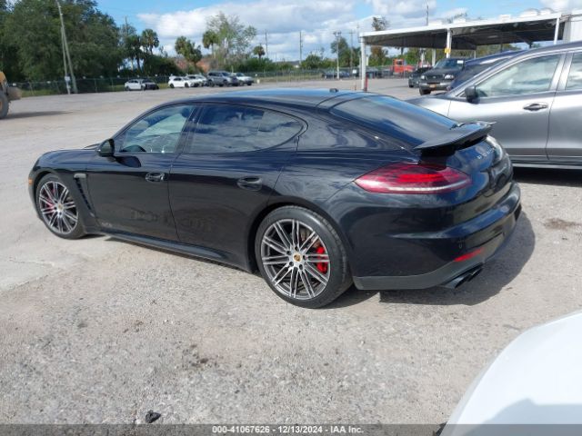 2015 PORSCHE PANAMERA WP0AF2A70FL081034 Photo 2
