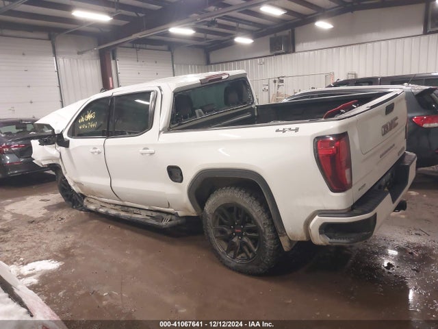 3GTUUCET3NG560172 GMC Sierra 1500 4wd  Short Box Elevation With 3sb