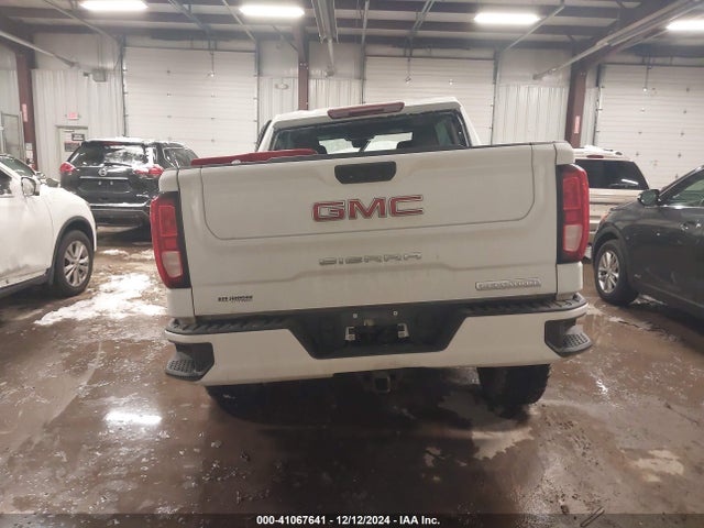 3GTUUCET3NG560172 GMC Sierra 1500 4wd  Short Box Elevation With 3sb