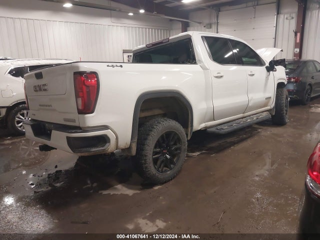 3GTUUCET3NG560172 GMC Sierra 1500 4wd  Short Box Elevation With 3sb