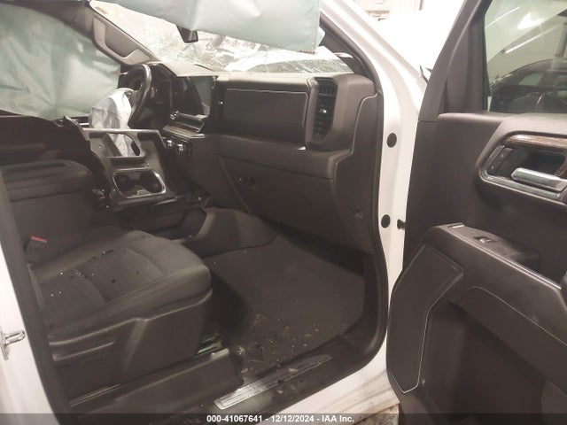 3GTUUCET3NG560172 GMC Sierra 1500 4wd  Short Box Elevation With 3sb