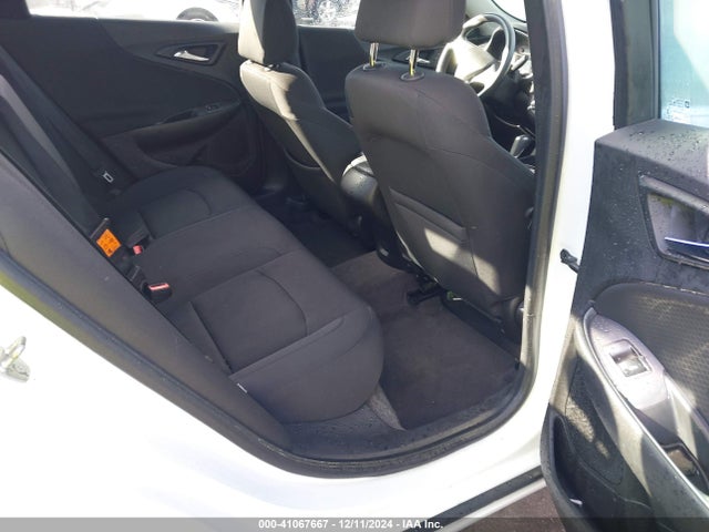 Chevrolet Malibu 1fl 2017 1G1ZC5ST5HF263475 Image 8