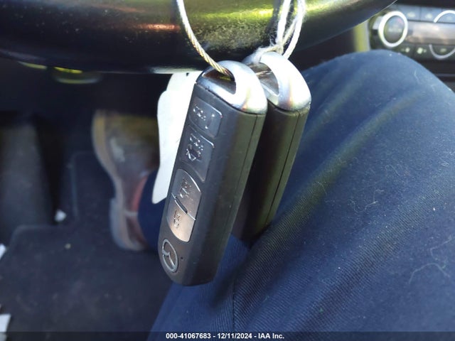 JM1BM1V3XE1129760 Mazda Mazda3 S Touring