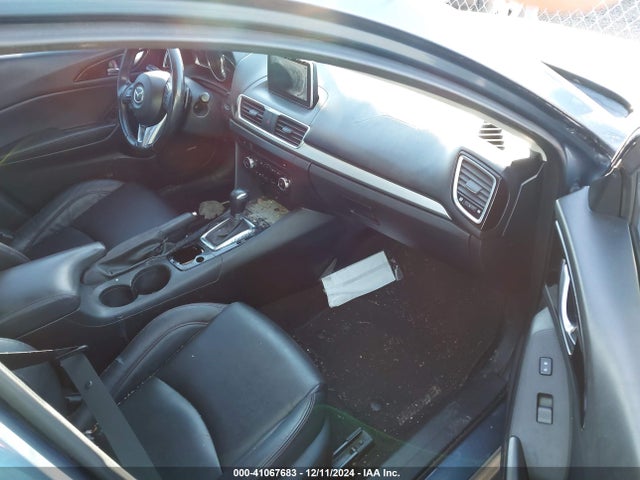 JM1BM1V3XE1129760 Mazda Mazda3 S Touring
