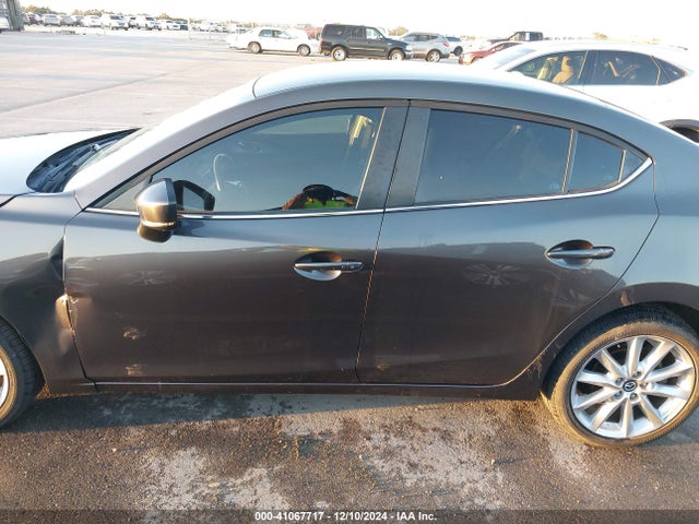 3MZBN1V76HM117187 Mazda Mazda3 Touring
